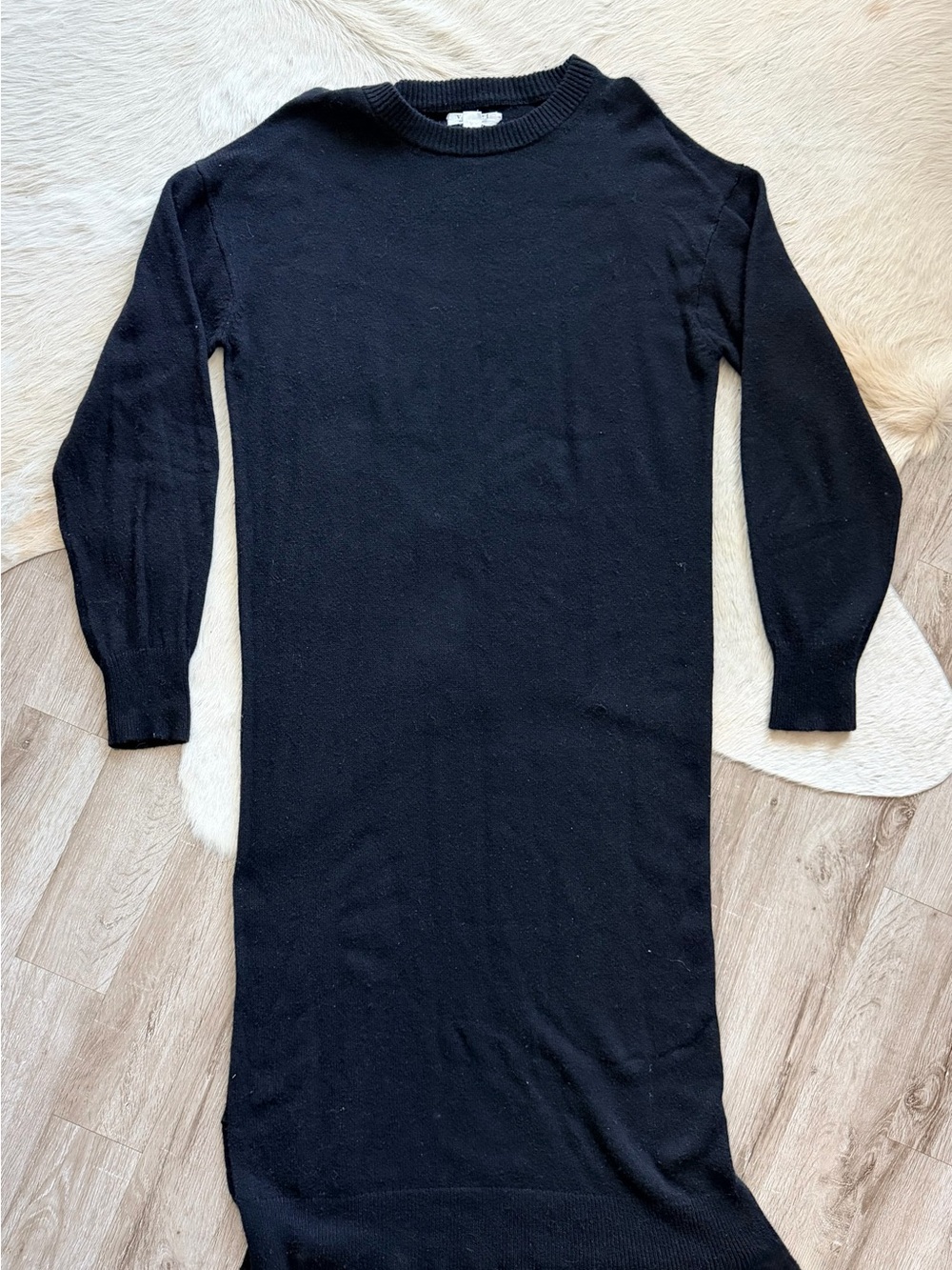 Velvet by Graham Women’s Black Crewneck Sweater Dress - Classic Knit